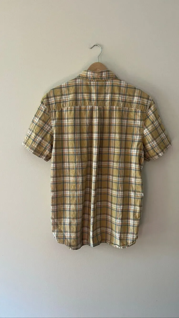 The North Face Men's Yellow Plaid Short Sleeve Button Down Shirt Size Medium Hem